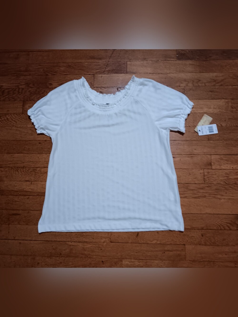 North River Outfitters Ruched Scoopneck Short Sleeve Tee
